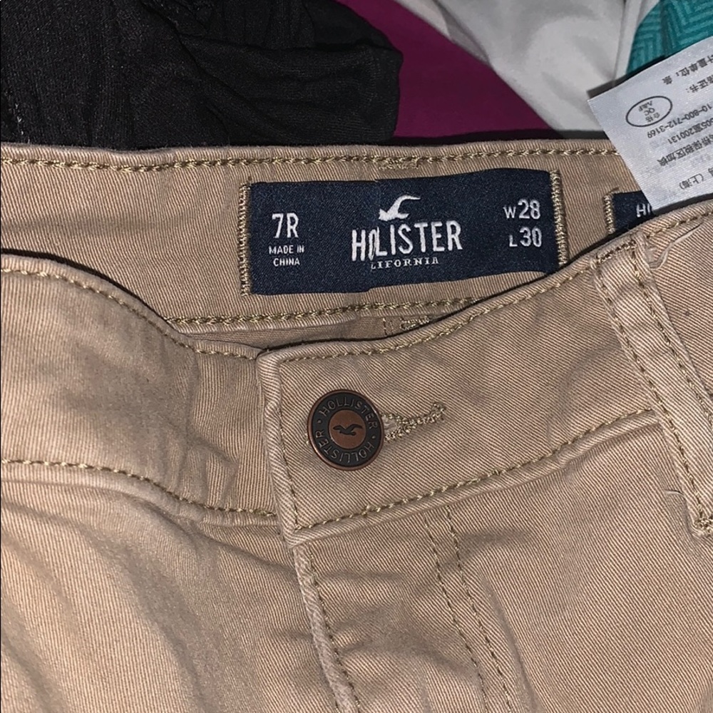 Hollister High-Rise Skinny Jeans.